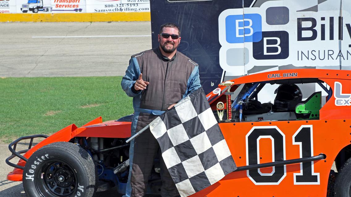 Inaugural Wisconsin Invitational Bracket Races and Small Car Enduro close out Slinger Speedway’s 2021 Racing Season in Thrilling Style