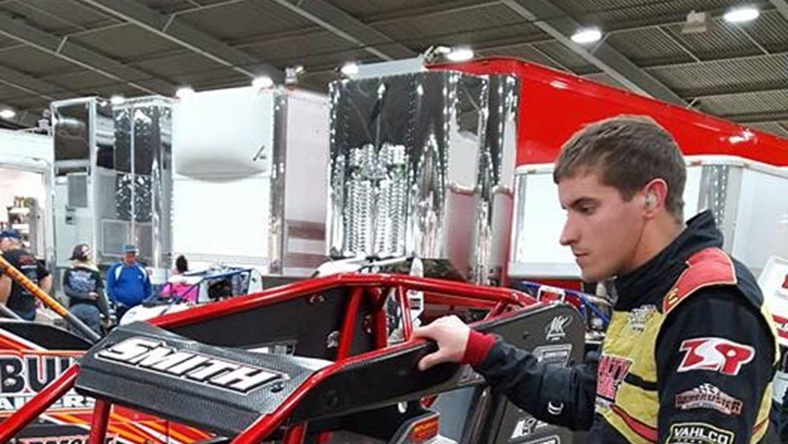 Smith Gains Momentum Throughout Chili Bowl in Alex Bowman Ride