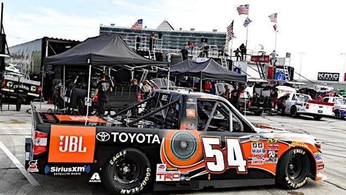 Bell Wants to End 2015 with a NASCAR Win on Asphalt