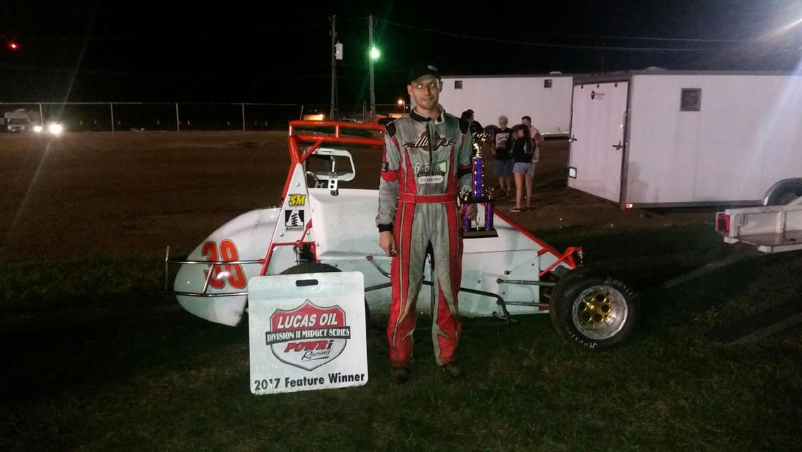 DAVIS DOMINATES LINCOLN IN D-II MIDGET