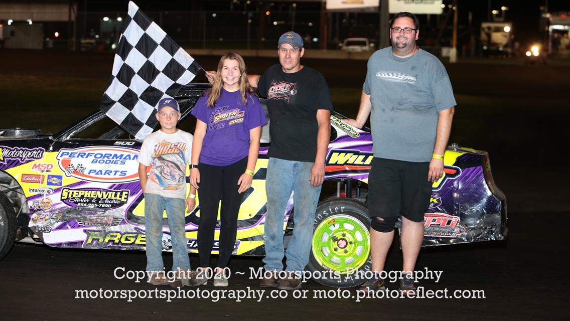 Dylan Thornton takes Modified win by inches