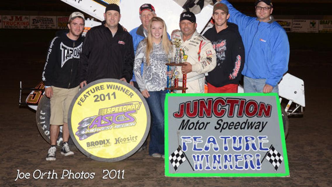 Danny Lasoski snared a $3,000 win by topping Friday night&#39;s Speedway Motors ASCS Midwest main event at Junction Motor Speedway in McCool Junction, NE. (Joe Orth photo)
