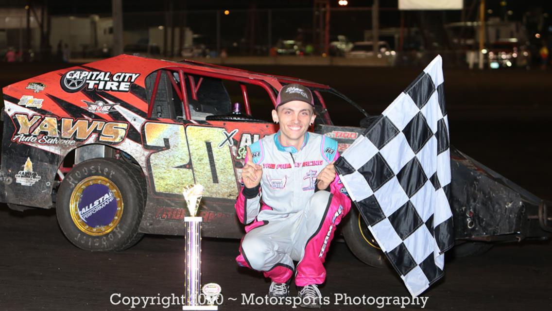 McBirnie posts first IMCA Modified victory