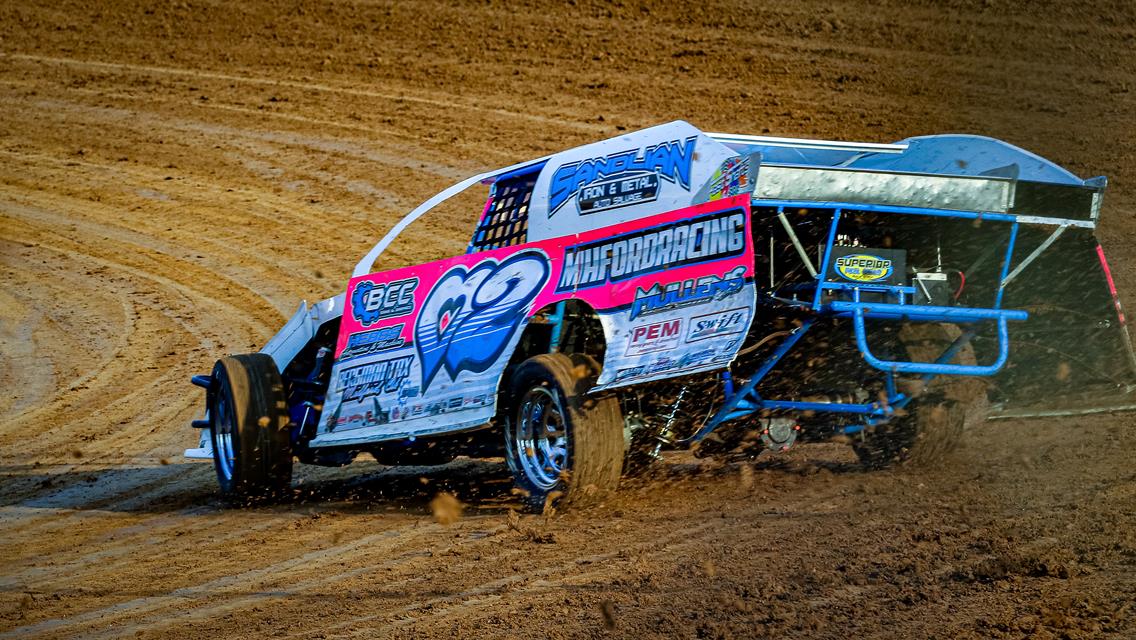 Lucas Oil Speedway Spotlight: USMTS title contender Mullens draws upon fond Wheatland memories for Show-Me Shootout