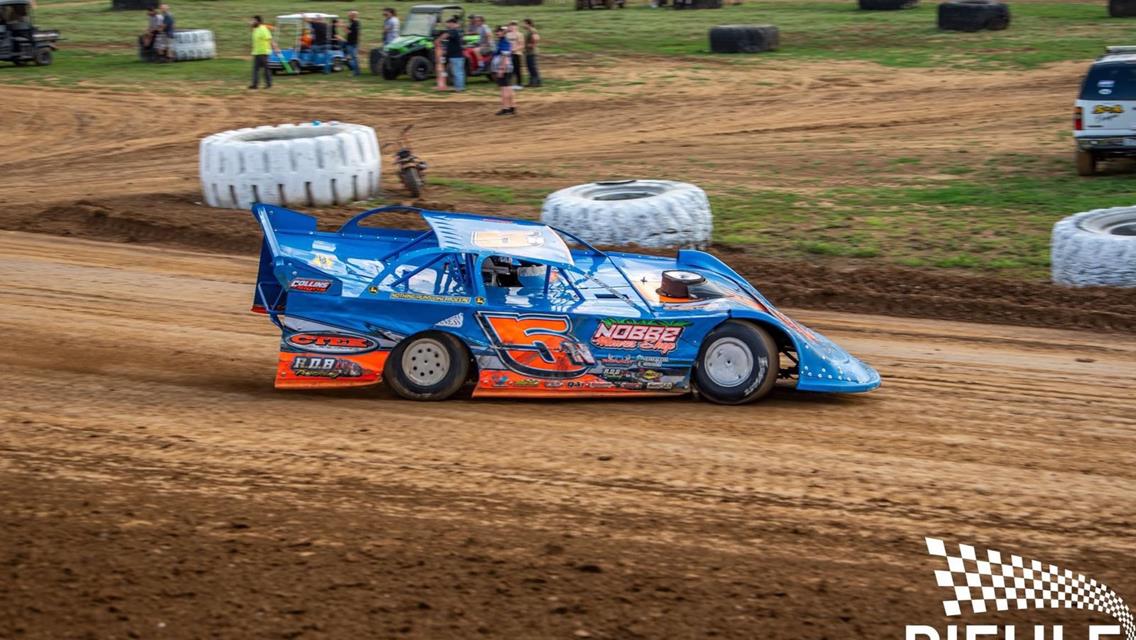 Nobbe Racing competes in the crate late model