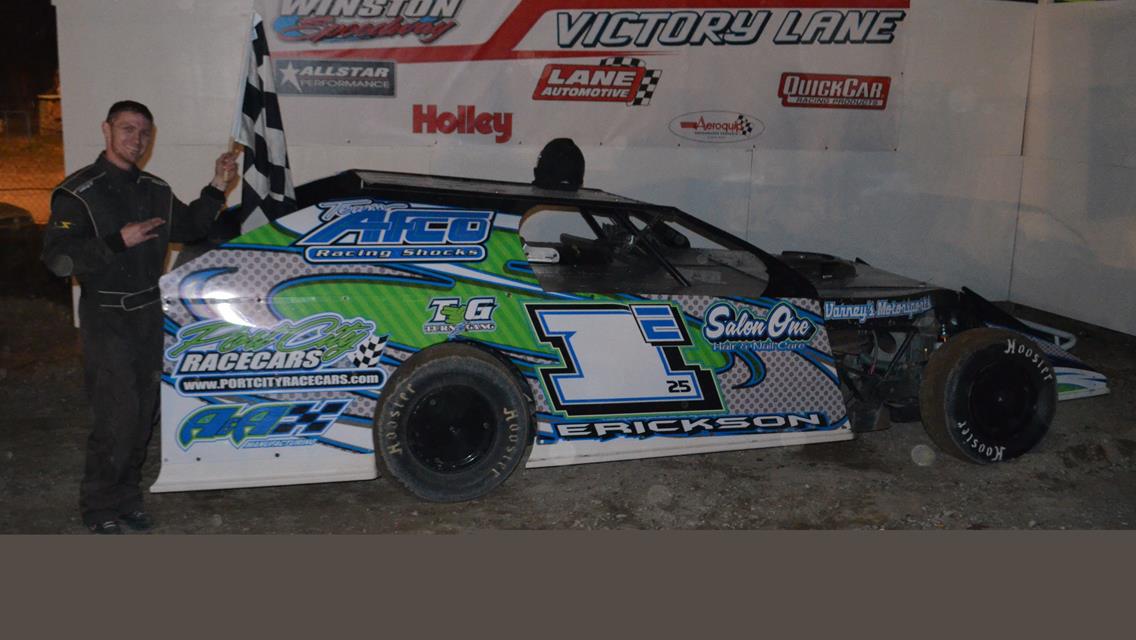 Winston Speedway Kicks Off The 2015 Season With a Full 7 in 1 Show