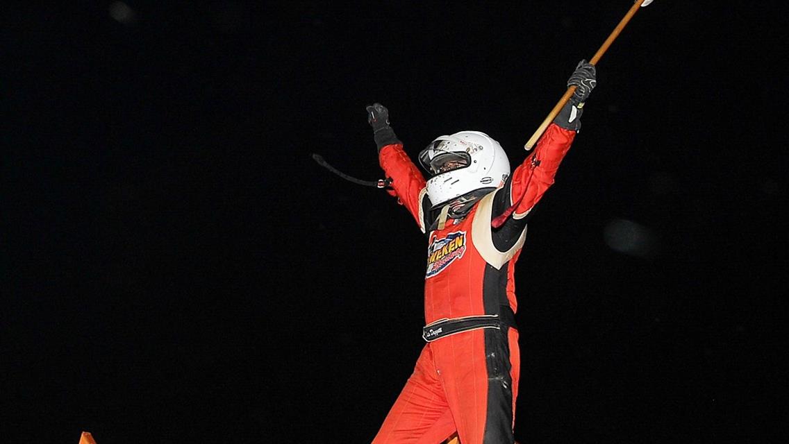 DAGGETT WINS THRILLER IN NIGHT 3