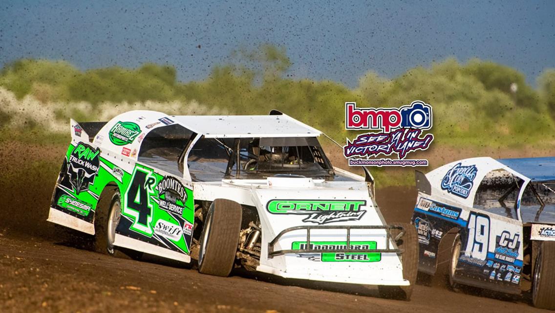 Ramirez attends Featherlite Fall Jamboree at Deer Creek