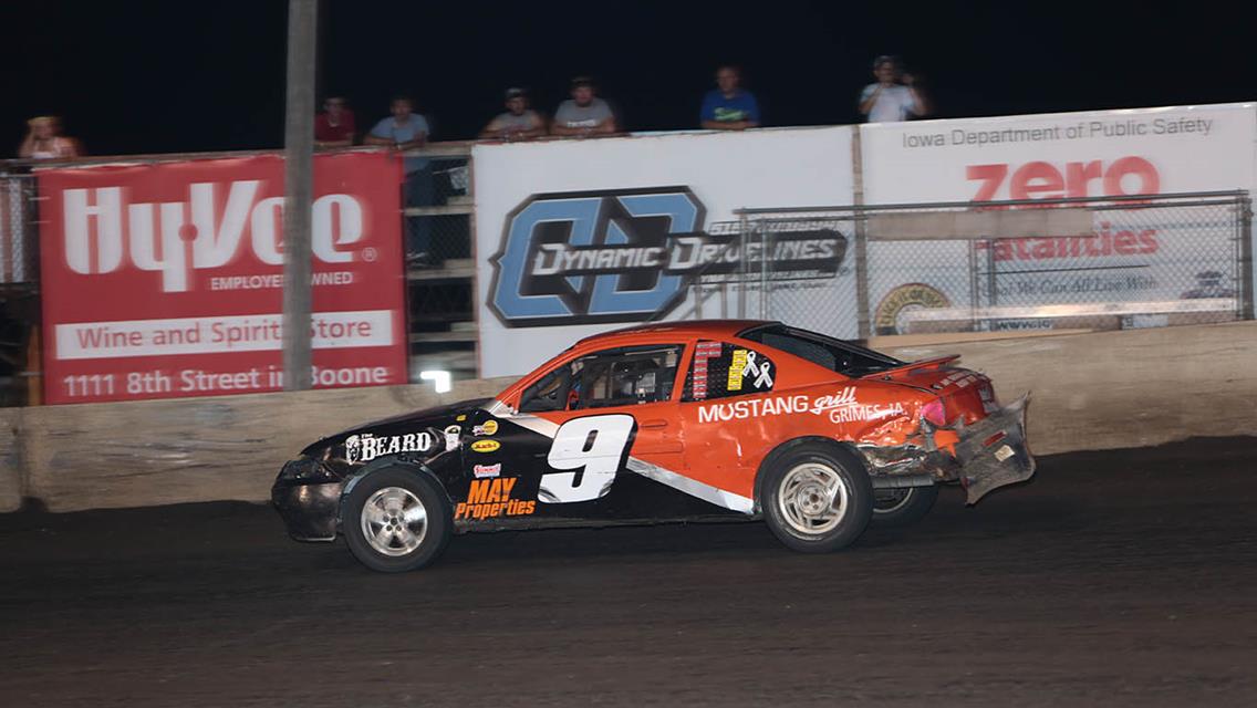 Gustin back in Victory Lane
