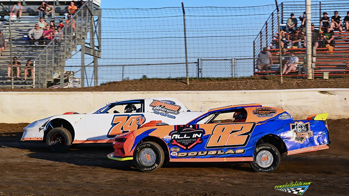 Nusbaum wins Hull Tribute, Shepherd bags Non-Qualifiers feature; Valenti powers to win in Thunderstocks, and Rolly Heyder dominates in Trucks