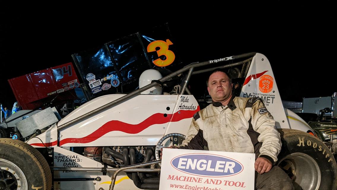 Daggett Wins Non-Wing Feature