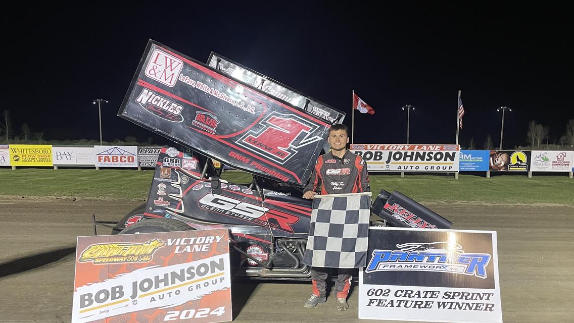 Fuller Fires Back, Defending Champ Grabs Can-Am 358 Modified Checkers