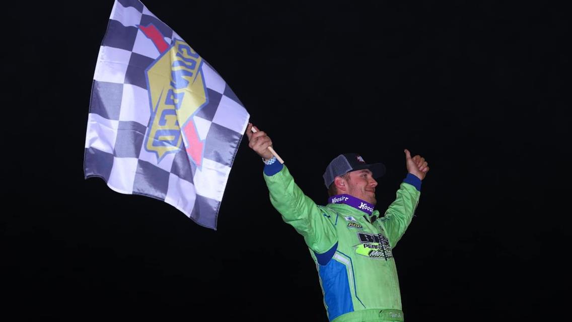 Tyler Erb fends off Sheppard at Brownstown Bullring