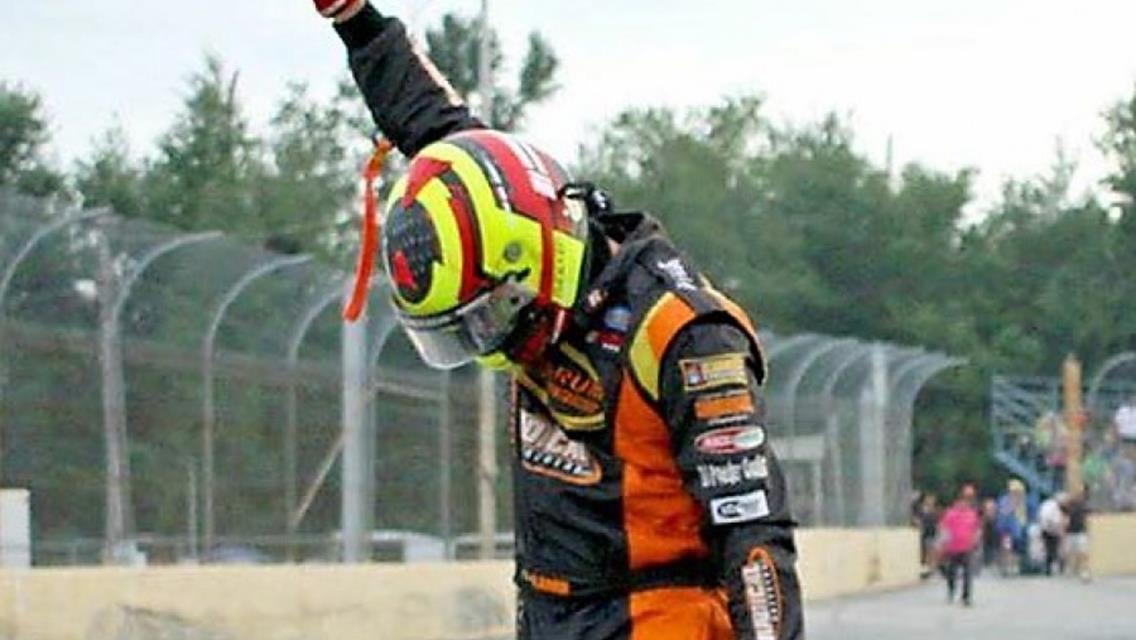 LAMB TAKES THIRD USAC EASTERN MIDGET CROWN IN SPOOKTACULAR FASHION AT KENLY