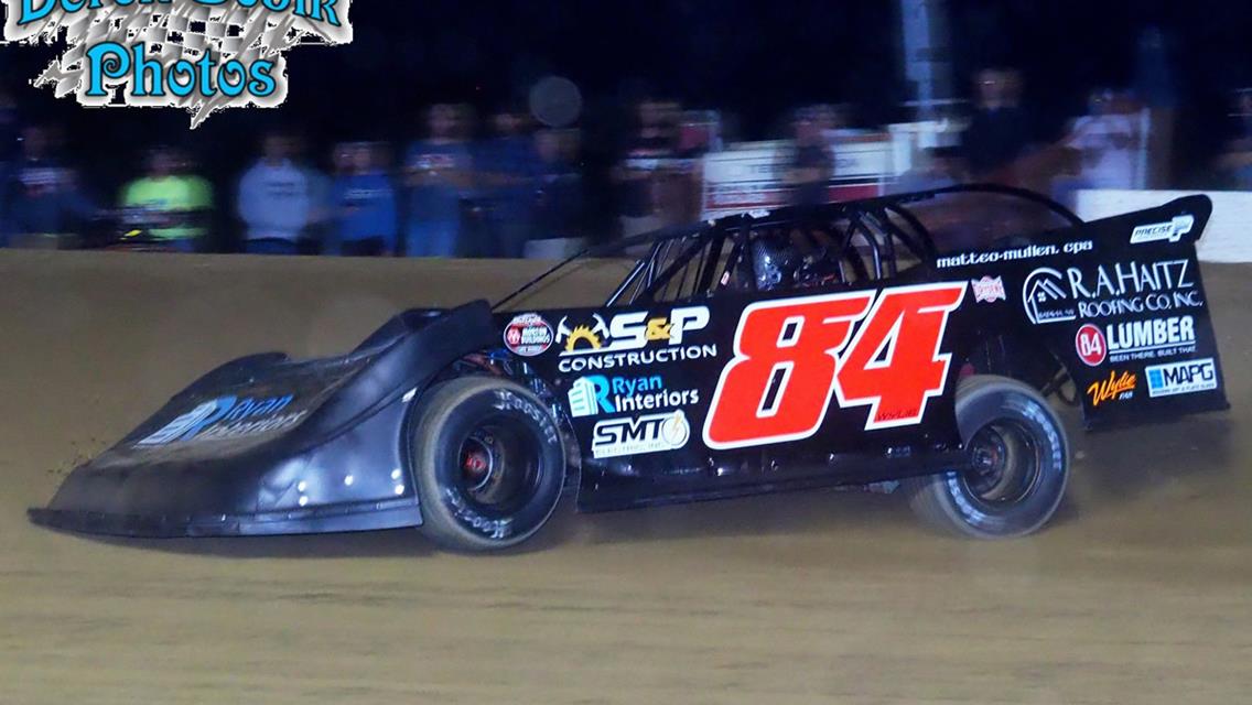 Early exit from World of Outlaws feature at Thunder Mountain