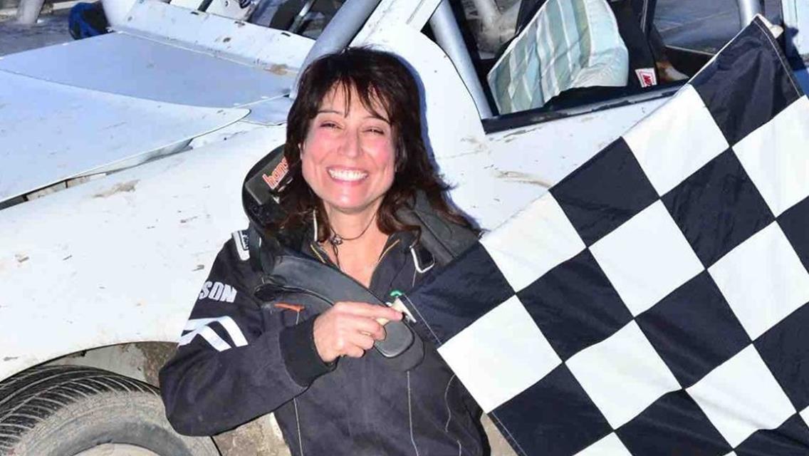 Williamson Wins High Flying WISSOTA Midwest Modifieds, Marshall claims First Ever Win