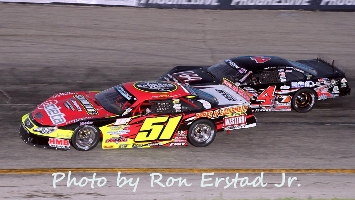 Apel Wins after Leaders Tangle at Slinger