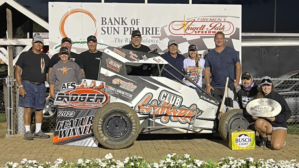 Waelti Battles Jones for Fourth Win of Season