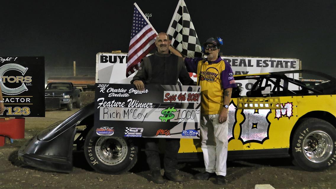 Hobscheidt claims R. Snyder Salute at SOS