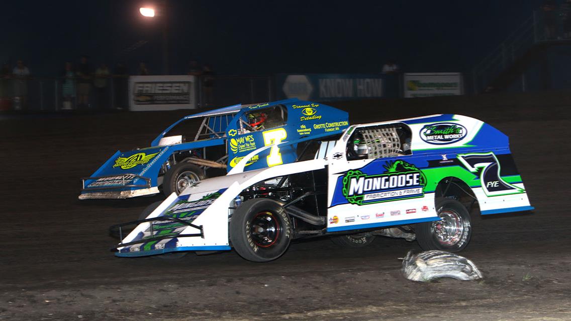 It&#39;s Shute in a thriller at the line, Van Horn, Lynch, Smith, and May also see checkers