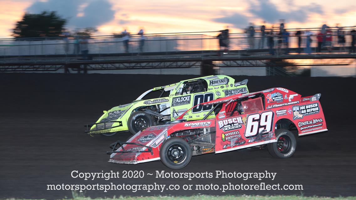 Super Saturday wins to Roberts and Logue