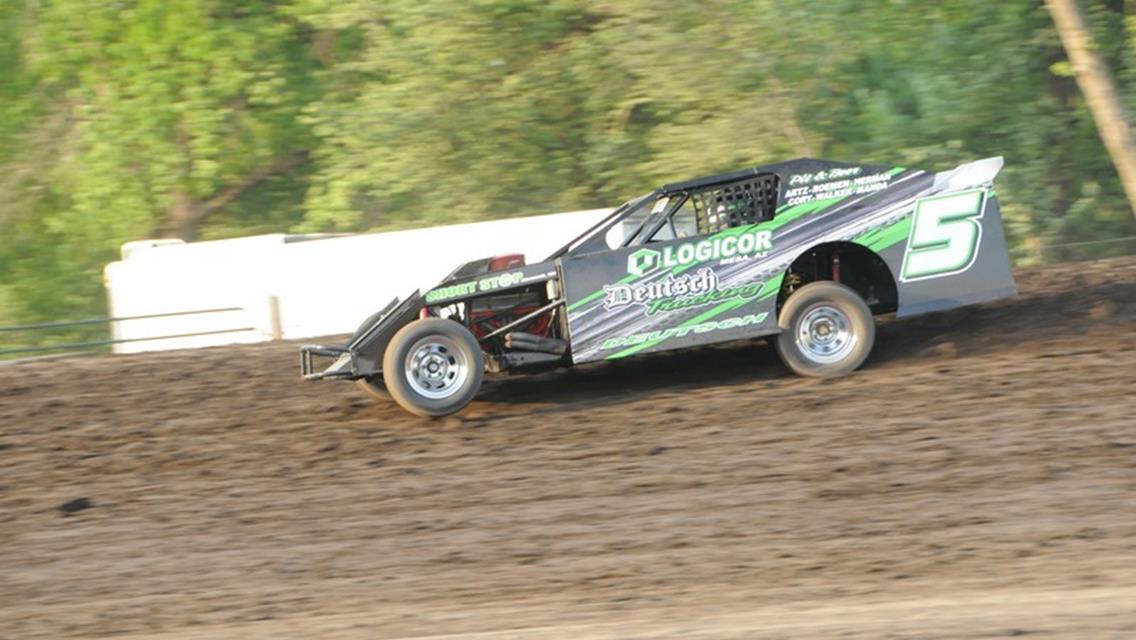Kids for Free TONIGHT at Rapid Speedway