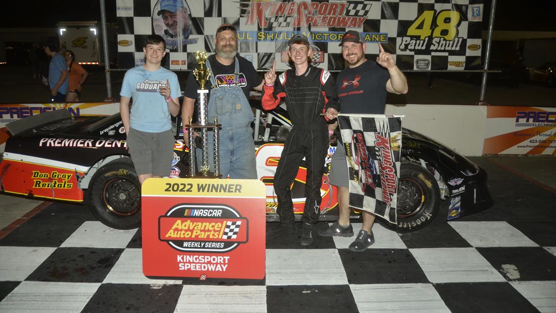Goddard Captures First Victory