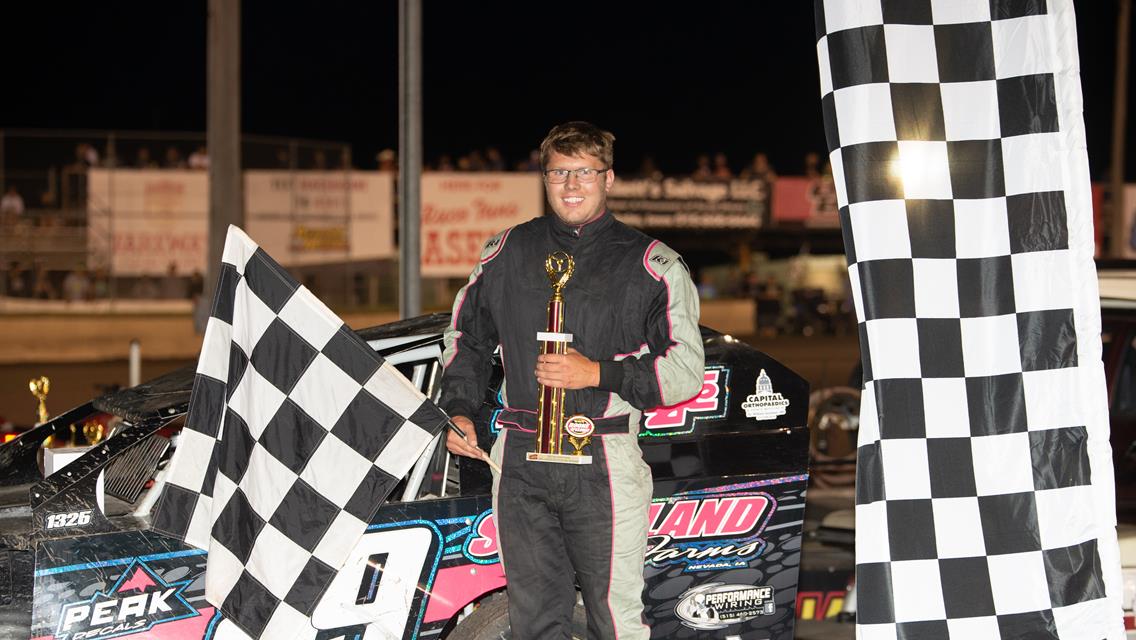 Sauerman gets unexpected victory, Nelson and Davis take first wins of the year