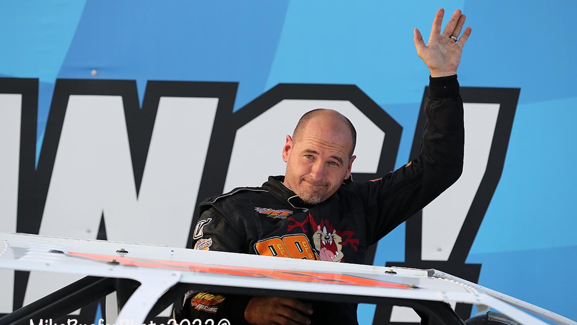 Sobbing gets First Win of Season with Bob Maaschman Memorial Triumph at Knoxville