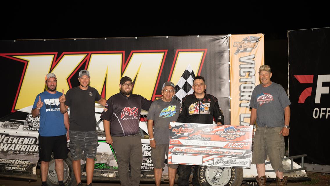 Alvarado takes $1K at Showdown in Motown