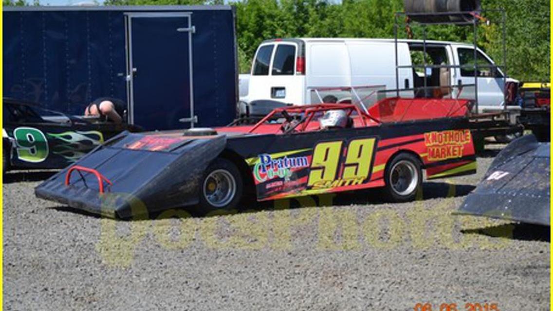 Brian Smith Collects Willamette Super Sport Title