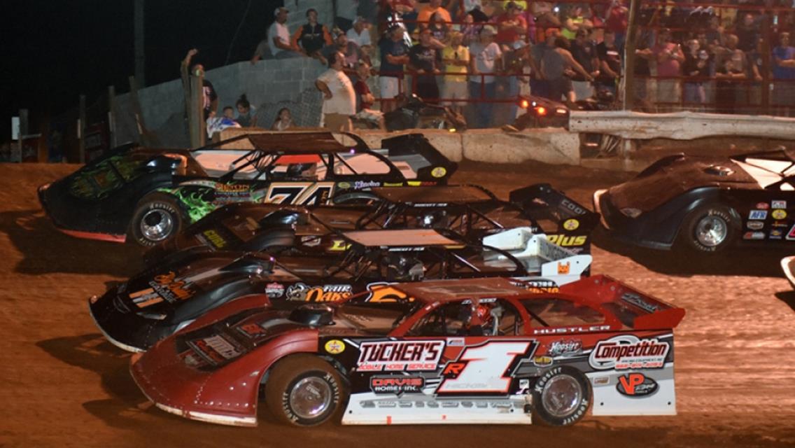 Riley Hickman Attends 45th Annual World 100