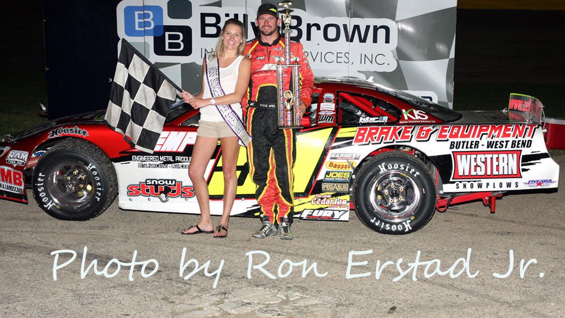 Apel wins again after Leaders tangle at Slinger