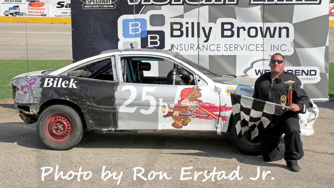 Inaugural Wisconsin Invitational Bracket Races and Small Car Enduro close out Slinger Speedway’s 2021 Racing Season in Thrilling Style