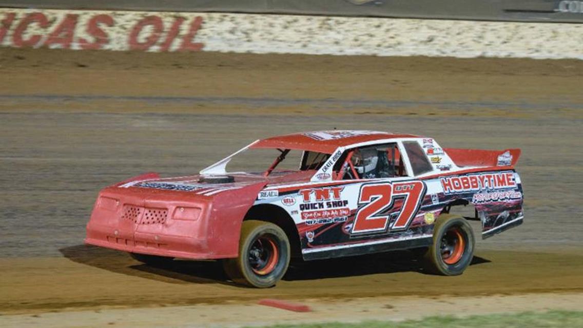 Ott celebrates banner 2017 at Lucas Oil Speedway