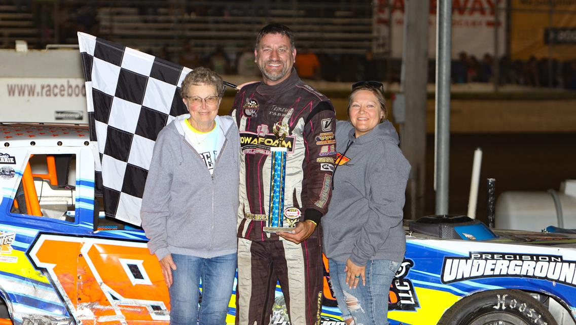 Schmidt repeats in Stock Cars, Gustin, Anderson, Christensen, and Glick see first checkers