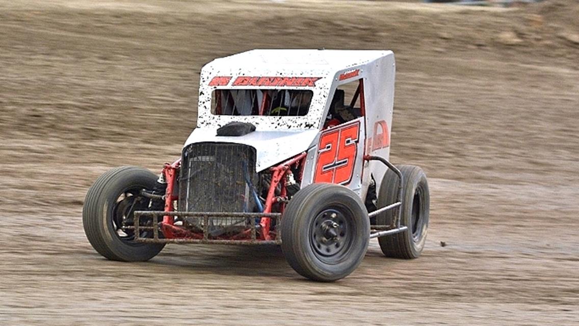Texas Dirt Truck and Dwarf Cars @ I-37 Speedway, 4/30/2022