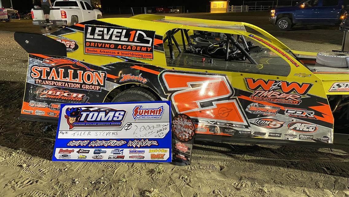 Tyler Stevens Launches New Website