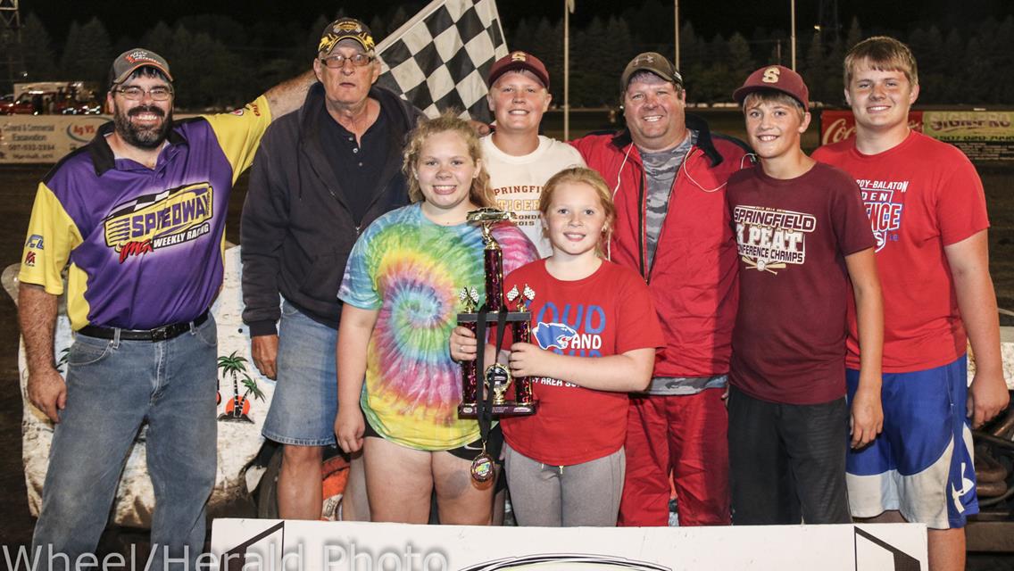 Racing Action at Murray County Speedway