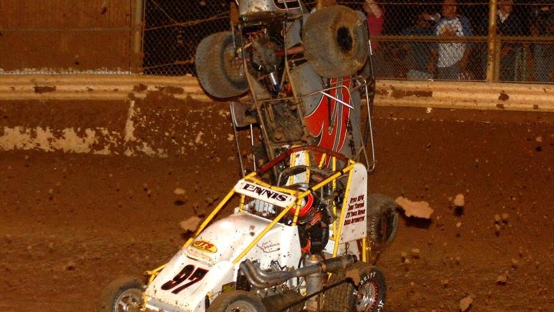 Former champion Billy Wallace wins wild night at Placervil