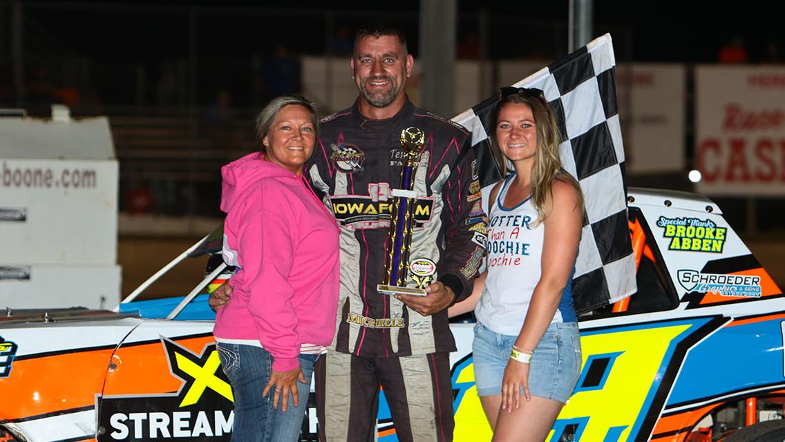 Dickerson back in Victory Lane at Boone