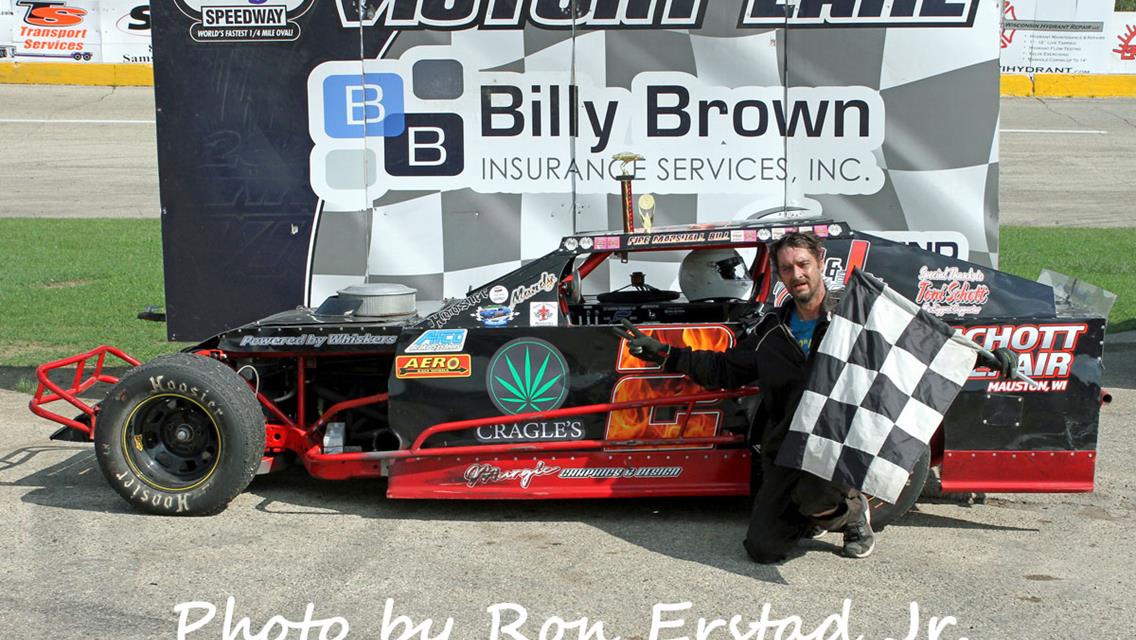 Inaugural Wisconsin Invitational Bracket Races and Small Car Enduro close out Slinger Speedway’s 2021 Racing Season in Thrilling Style
