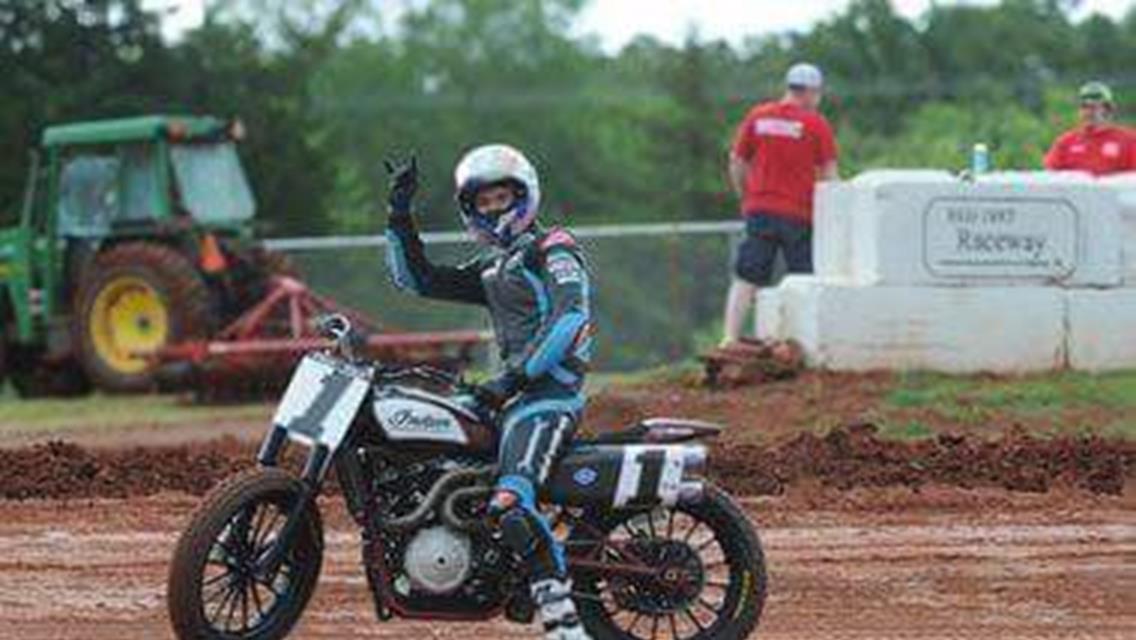 Racing returns to Red Dirt Raceway this weekend with micro sprints and non-wing sprints