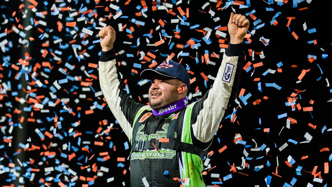Johnny Scott Outduels Davenport at Lucas Oil Speedway on Friday Night
