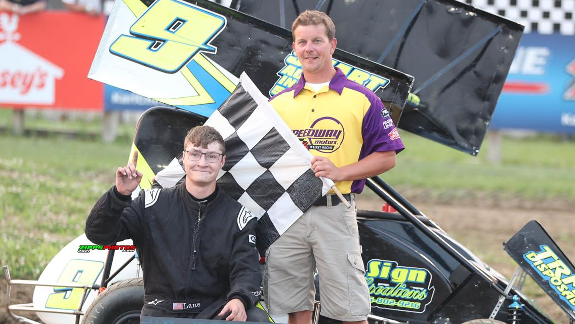Kyle Berck Wins SLMR at SIS