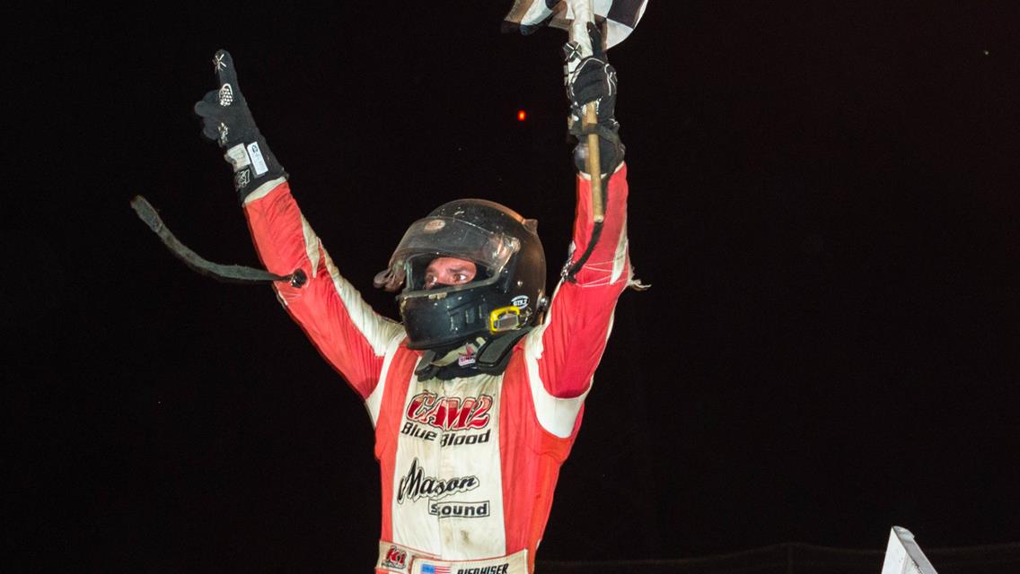 Nienhiser Victorious on Final Night of Illinois Sprint Week!