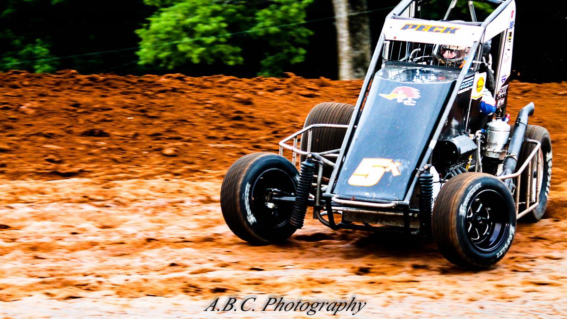 Peck Aims For Turnaround at Turkey Night Grand Prix
