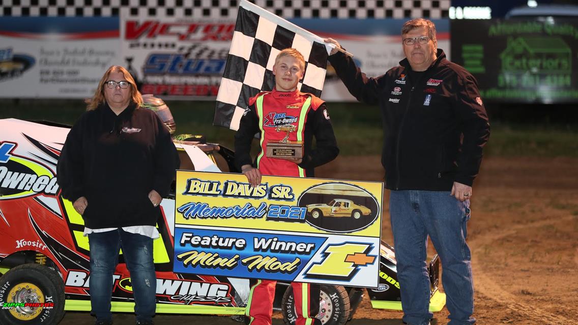 Nick Roberts Wins Bill Davis Memorial