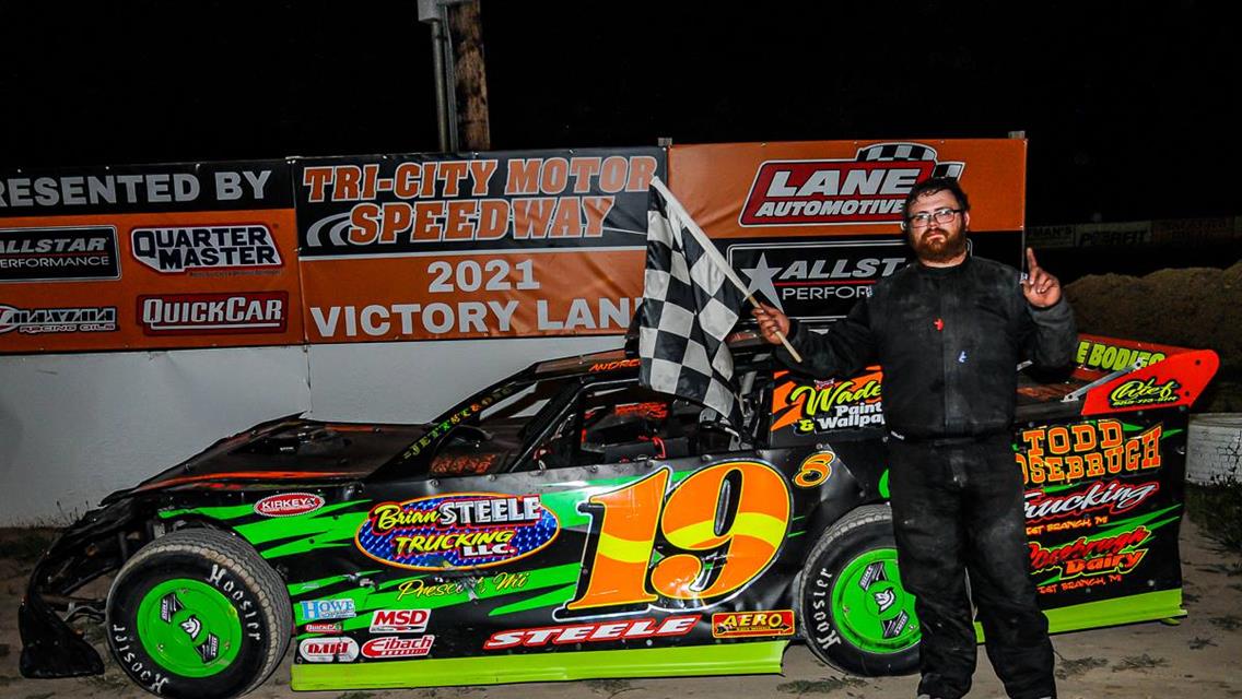 Reay Leads All the Laps on Way to Feature Win at Tri-City Speedway