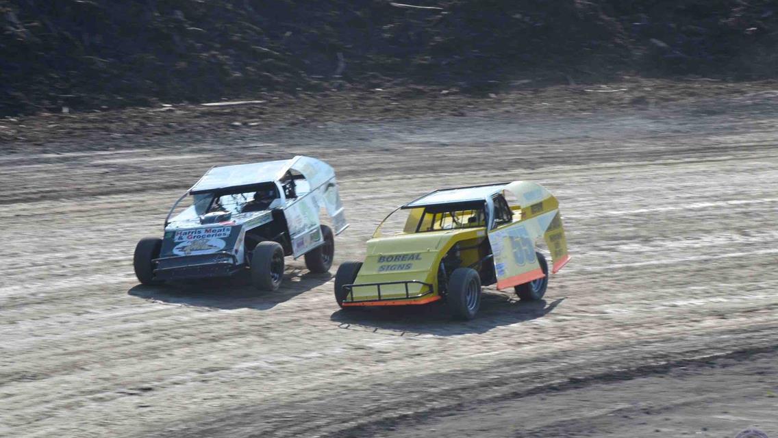 Dayton Brady Clean Sweeps WISSOTA Midwest Modifieds, Demchuk and Pollock Repeat